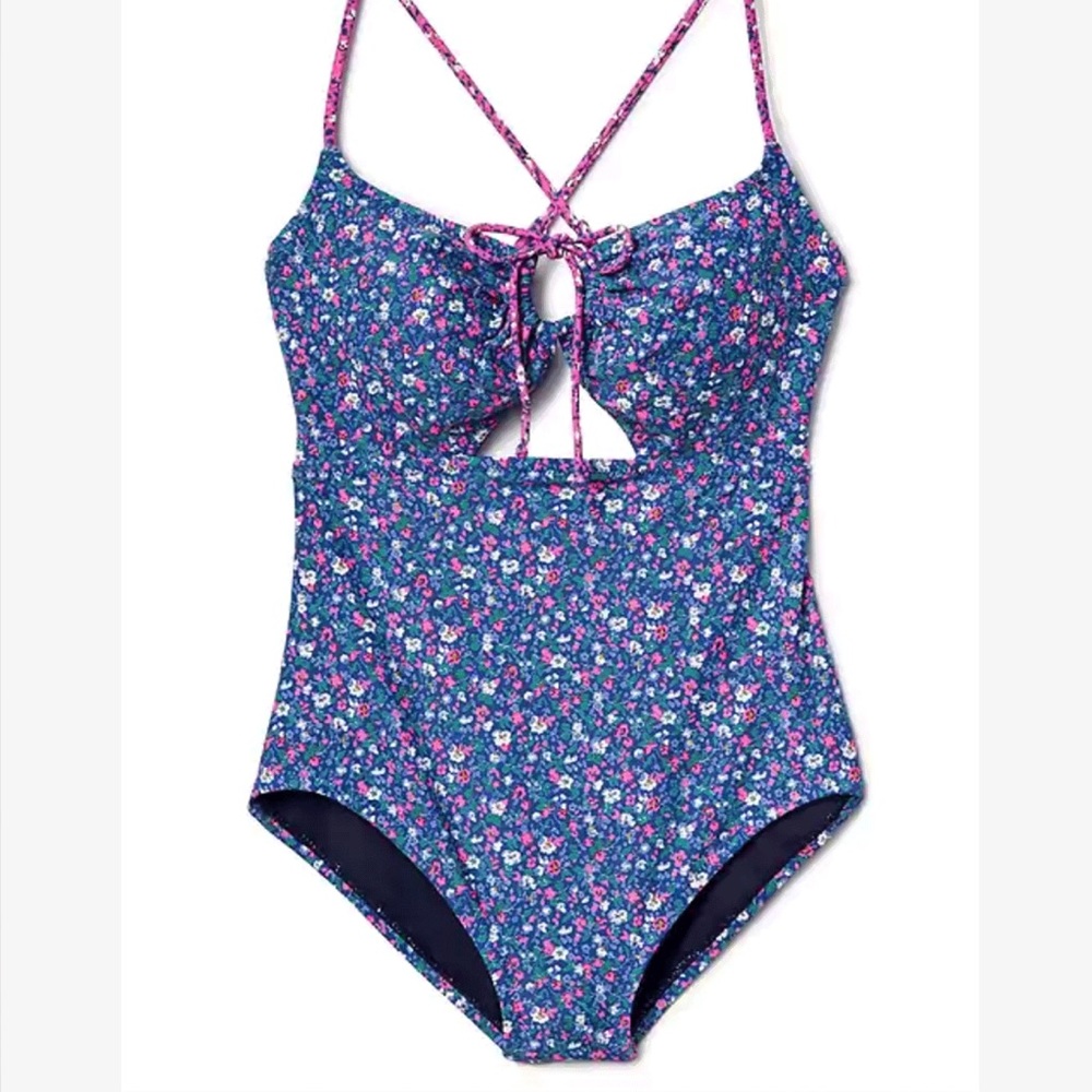 NEVER WORN Gap one piece floral bathing suit M